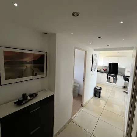 Apartment Bord De Midi Cannes