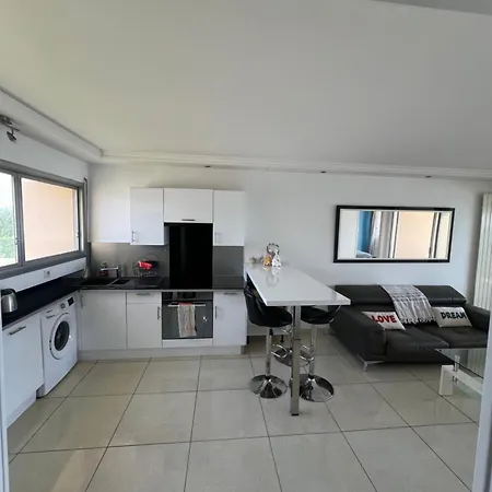 Daire Bord De Midi Cannes