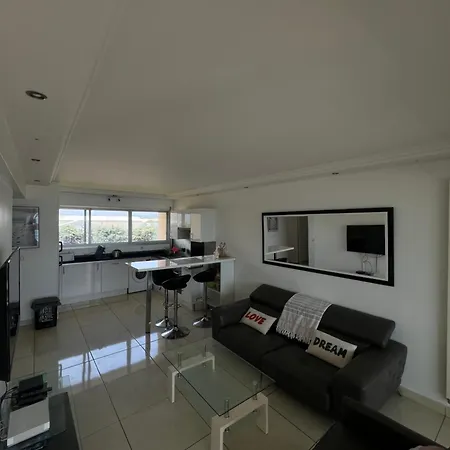 Bord De Midi Apartment